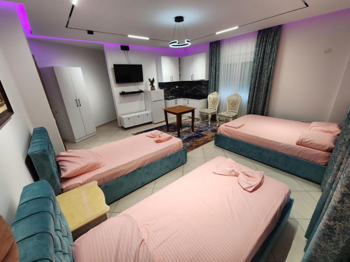 Tirana Class House Экстерьер фото